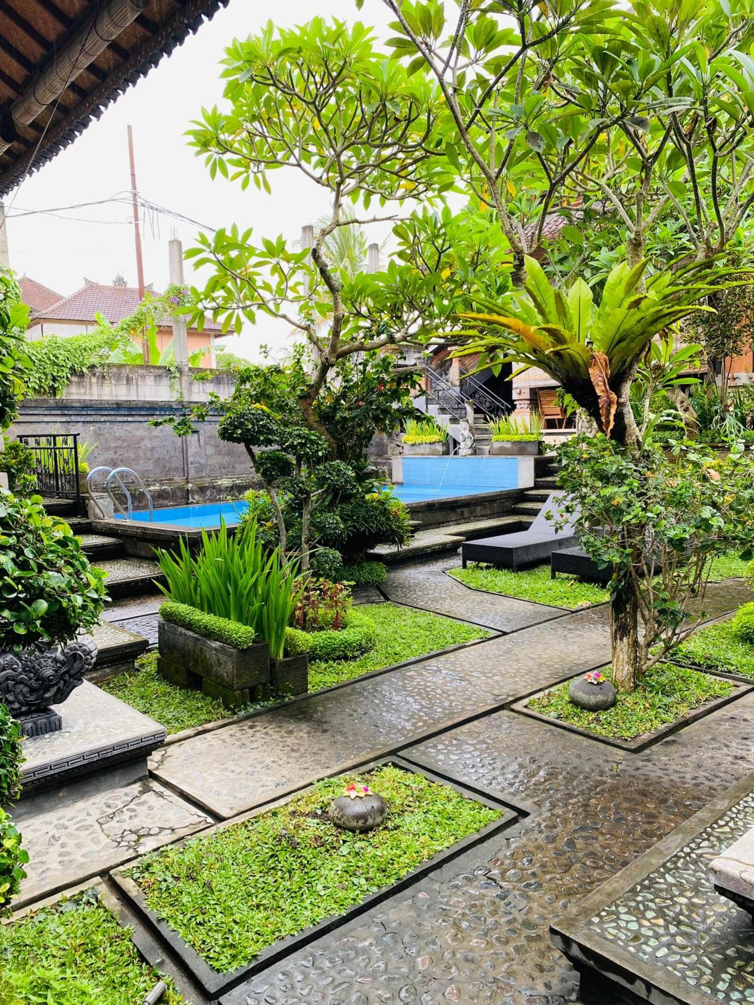 Aura Bisma Guesthouse Ubud  Exterior photo